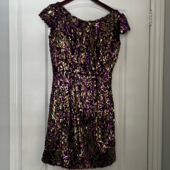 Customized Gorgeous purple dress with gold sequins, In very good condition - Picture 1 of 6